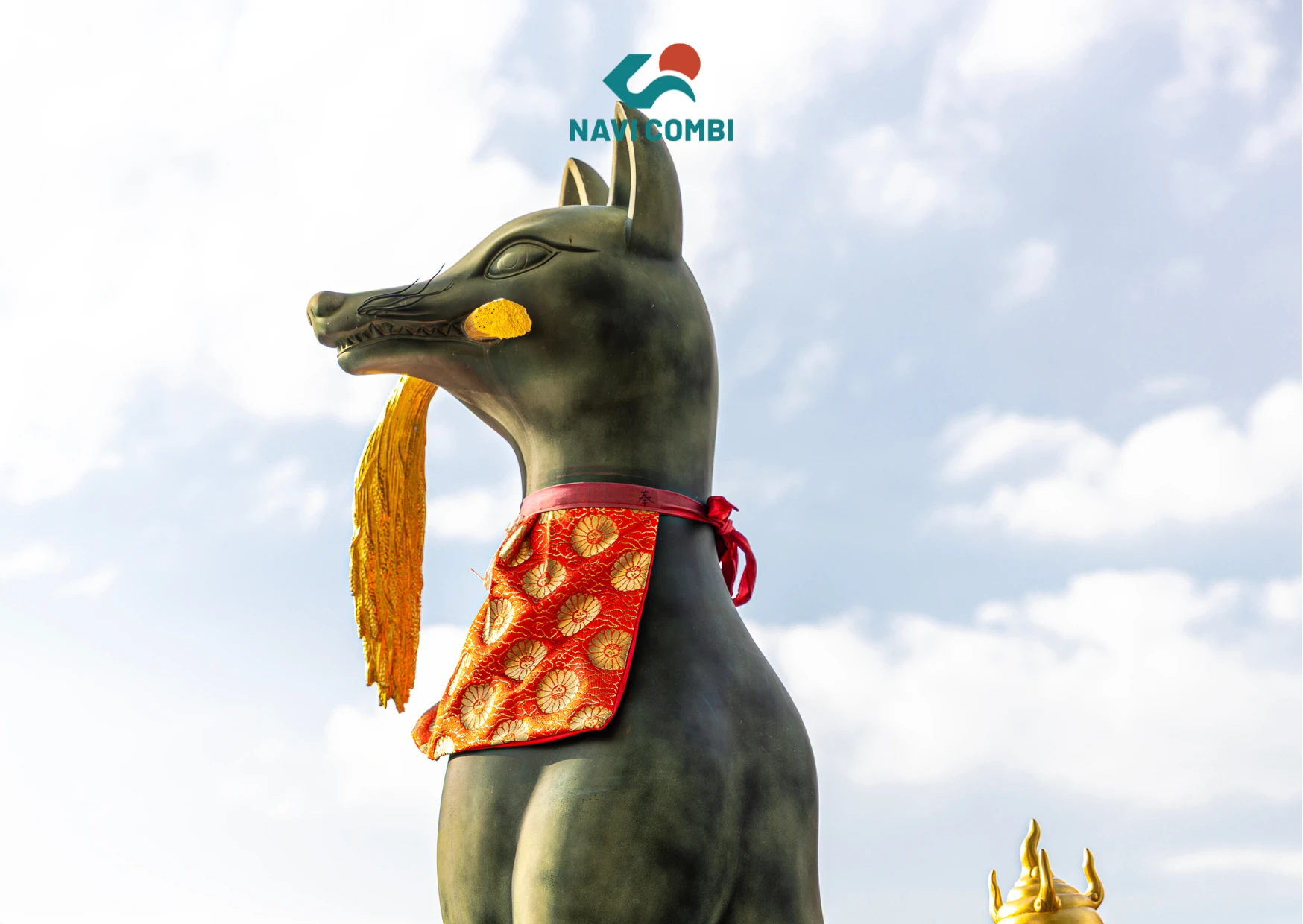 Tượng cáo tại đền Fushimi Inari Taisha Kyoto Nhật Bản